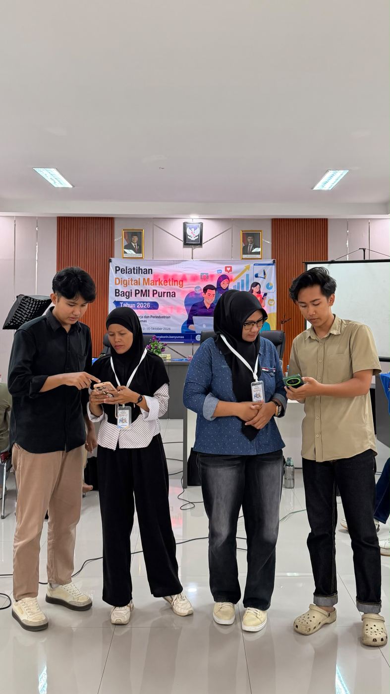 Raup Omzet 3 Digit dalam 3 Bulan dari TikTok, Mahasiswa Informatika UHB Jadi Mentor Digital Marketing PMI Purna Banyumas